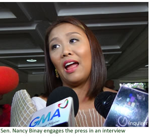 Sen. Nancy Binay engages the press in an interview